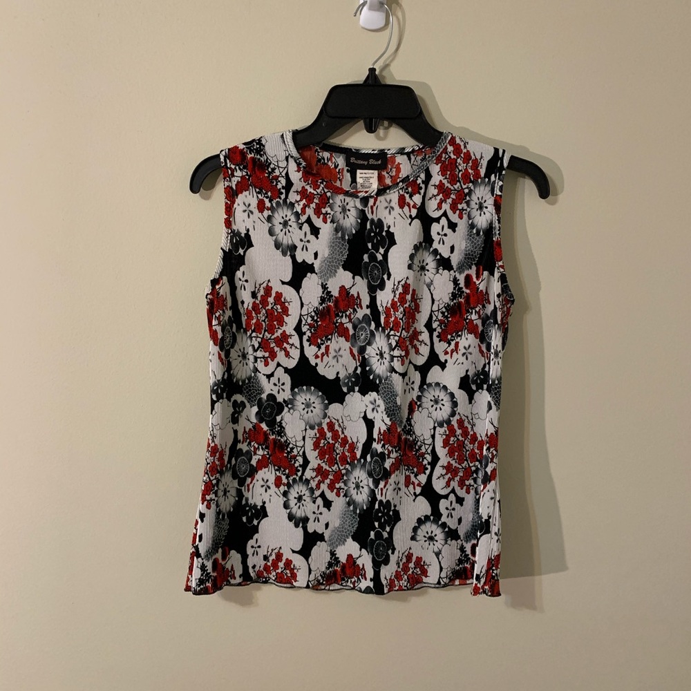 Brittany Black Sleeveless Top - Picture 3 of 11